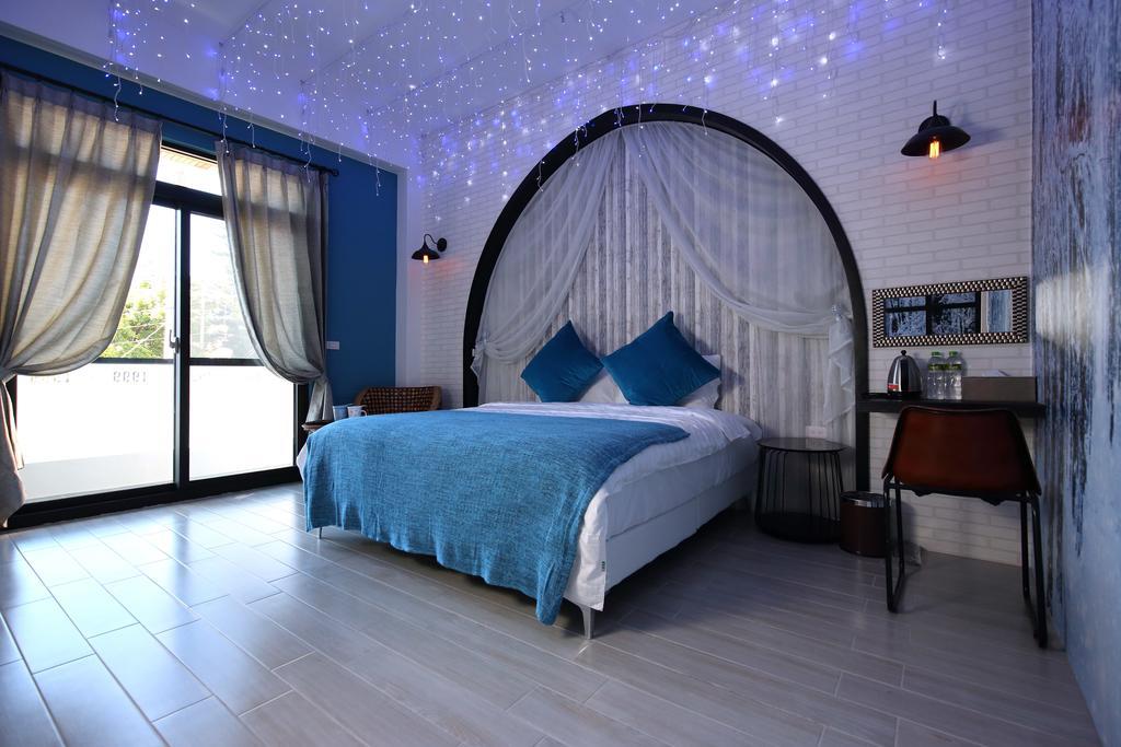 1999 B&B Hualien Quarto foto